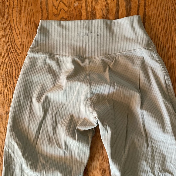YoungLA Ribbed FlareLeggings - Picture 4 of 4